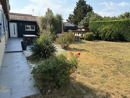 Location Maison 5 pièces 132m² BAZIEGE 31450 - Photo 3