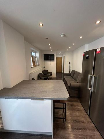 6 bedroom house share to rent - Photo 2