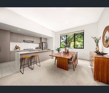 Unfurnished spacious & stylish 4-Bedroom Townhouse in Box Hill North - Photo 6