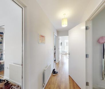 1 bedroom in a flat share to rent - Photo 6
