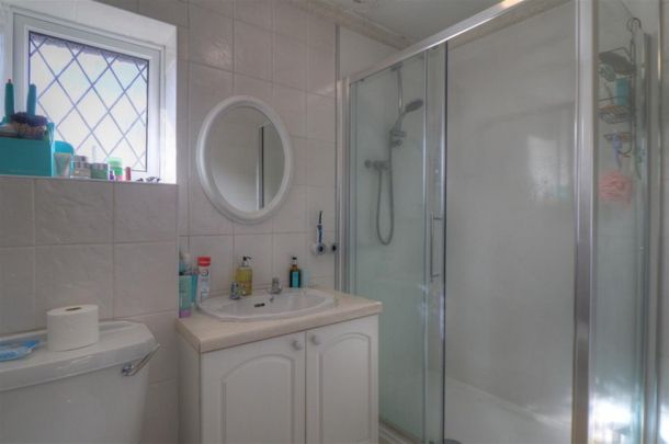 Falkland Road, Evesham - Photo 1