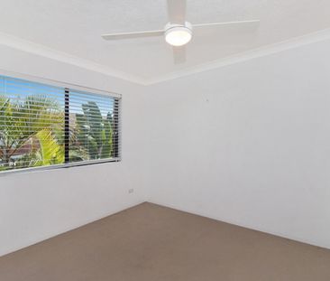 Spacious, Light-Filled Unit in Prime Tweed Location - All inspectio... - Photo 4