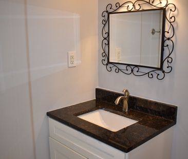 For Lease - 34 Barry Street, St. Catharines, Ontario - Photo 6