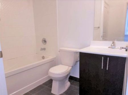 For Lease - 3520 Danforth Avenue Unit# 210, Toronto, Ontario - Photo 3