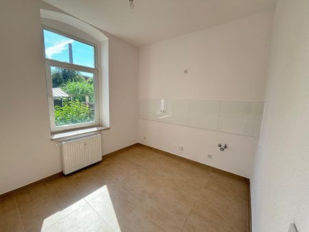 Moderne 3-Raum-Wohnung mit Altbaucharme - Photo 2