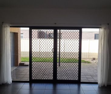 89 Dyar Avenue, Mildura VIC 3500 - Photo 2