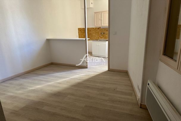 Location Appartement 1 pièce 20m² SALERNES 83690 - Photo 1