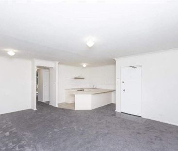 Handy Position Inner South Location - Photo 1