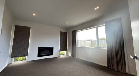 Wigram, 4 bedrooms - Photo 3