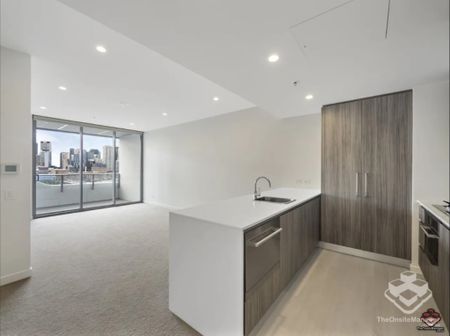 City View Apartment - Photo 2