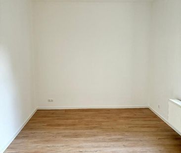 Helle 3-Zimmer-Wohnung mit Balkon in zentraler Lage - Photo 1
