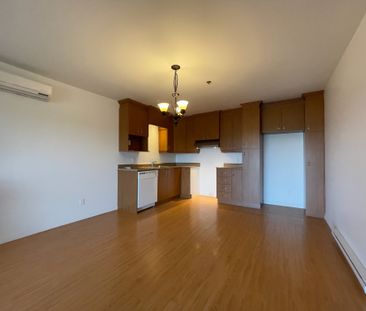 Superbe 3 1/2 Secteur Carrefour - Photo 3