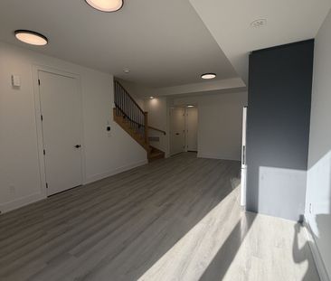 For Lease - 234 Ellis Avenue, St. Catharines, Ontario - Photo 3