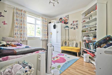 Price £3,100 pcm - Available 15/12/2025 - Unfurnished - Photo 4