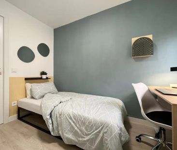 Calle de San Dacio, Madrid, Community of Madrid 28034 - Photo 4