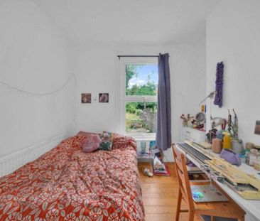 6 bedroom terraced house to rent - Photo 5