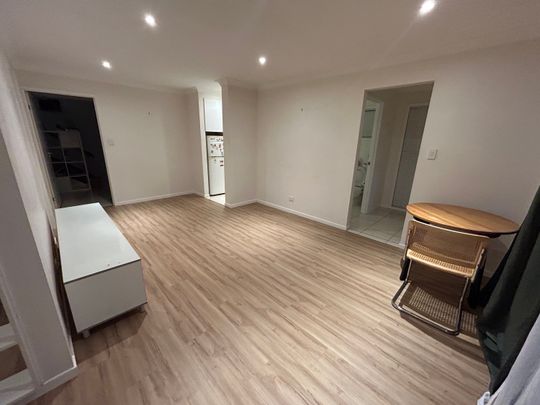 Mitchelton - Photo 1