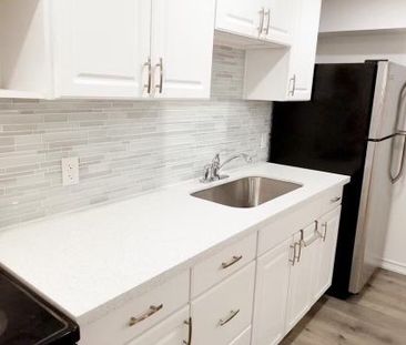 For Lease - 1588 Corkstone Glade Unit# B, Mississauga, Ontario - Photo 5