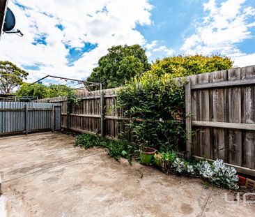 Cosy & Central Living - Photo 4