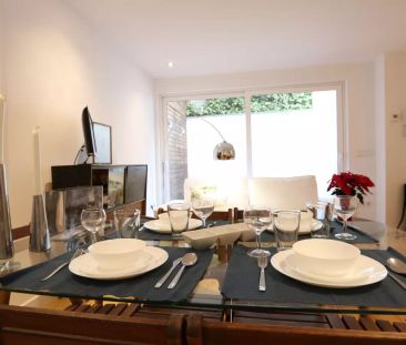 Modern 2-bedroom apartment with outdoor shower for rent in Fuente del Berro. - Photo 6