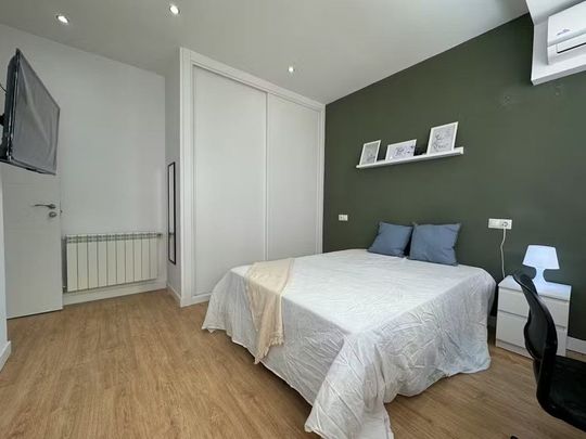 Calle Manuel Aleixandre, Madrid, Community of Madrid 28045 - Photo 1