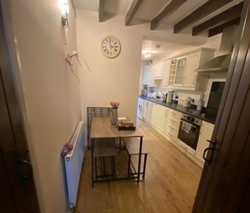 2 bedroom terraced house to rent - Photo 6