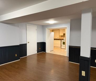 For Lease - 252 Osmond Crescent Unit# Walk Out Basement Apt, Newmar... - Photo 1