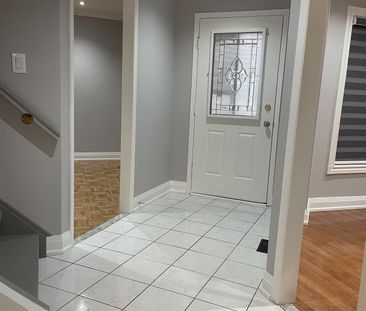 For Lease - 1619 Marshcourt Drive Unit# Main, Pickering, Ontario - Photo 3