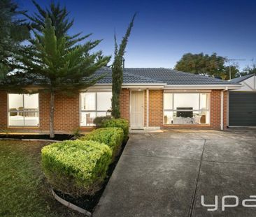 5 Fernberg Place, Melton West - Photo 5