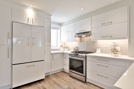 For Lease - 365 Harvie Avenue, Toronto, Ontario - Photo 4