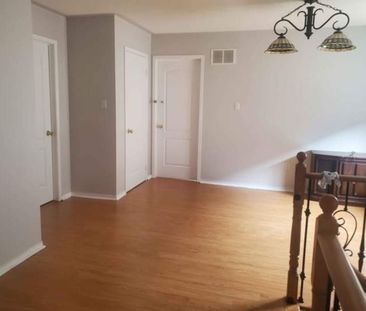 For Lease - 34 Dunure Crescent, Brampton, Ontario - Photo 6