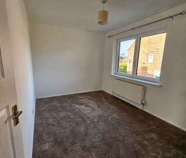 3 bed semi-detached house to rent in NE12 - Photo 6