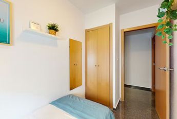 Avinguda del Port, Valencia, Valencian Community 46021