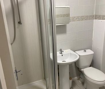 Studio Flat, Walworth Road, SE1 - Photo 4