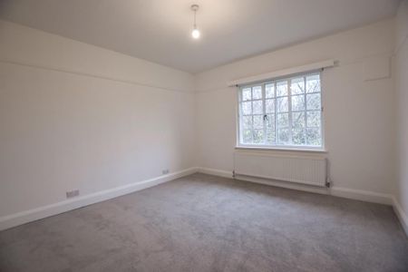 3 bedroom apartment to rent - Photo 2