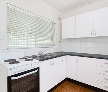 Convenient Cronulla Location - Photo 4