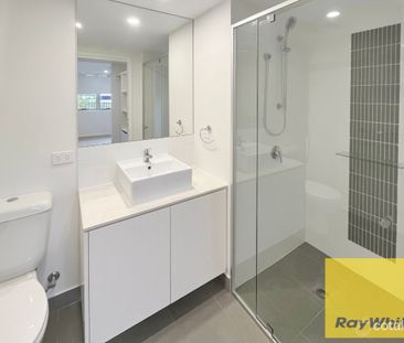 STUNNING APARTMENT - Photo 4