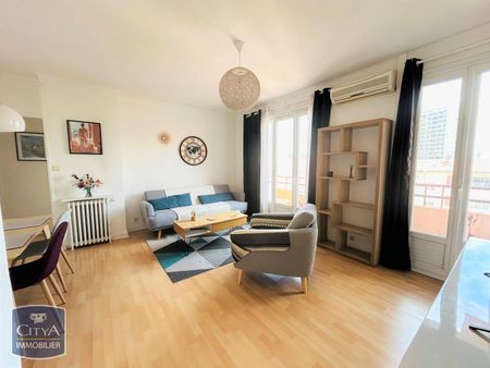 Location Appartement 3 pièces 62m² TOULON 83000 - Photo 3