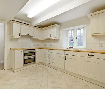 3 bedroom terraced house to rent - Photo 6