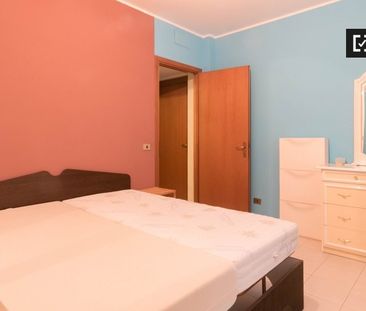 rome, Lazio 00143 - Photo 3