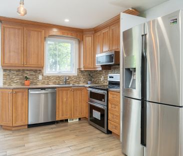 Maison de plain-pied - 6195 Av. Baffin - Photo 2