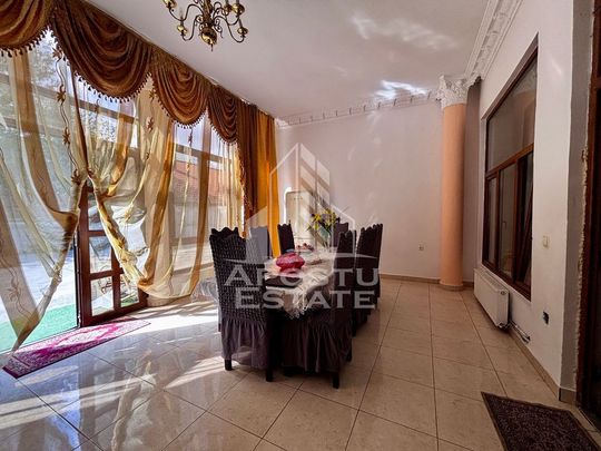 Casa cu 10 camere de inchiriat, zona Centrala, Timisoara - Fotografie 1