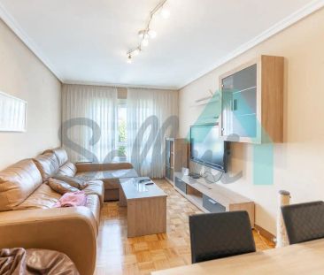 Oviedo - Photo 3