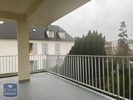 Location Appartement 3 pièces 70m² STE GENEVIEVE DES BOIS 91700 - Photo 5