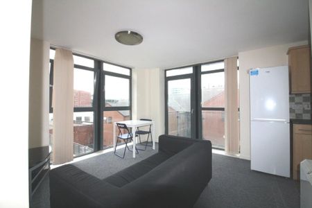 1 bedroom apartment to rent - Photo 4