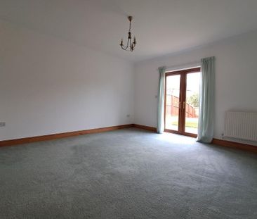 4 bedroom detached house to rent - Photo 1