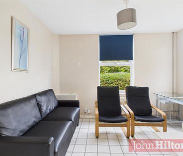 5 bedroom semi-detached house to rent - Photo 1