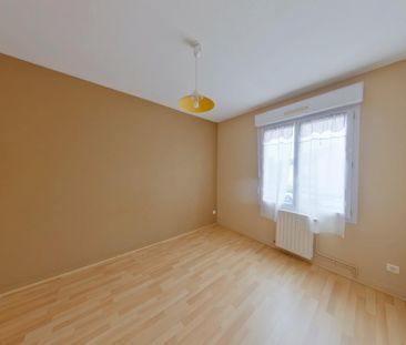 Location Appartement 3 pièces 72m² POITIERS 86000 - Photo 4