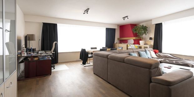 Appartement te huur in Borsbeek voor € 1.100 met 3 slaapkamers - Foto 1