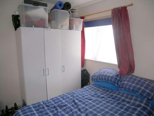 Elm Hayes, Corsham, SN13 - Photo 1